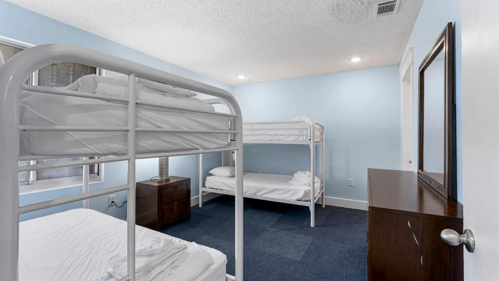 Tiki Time 702 By Beach Haven Vacation Rentals Panama City Beach 0*,  United States